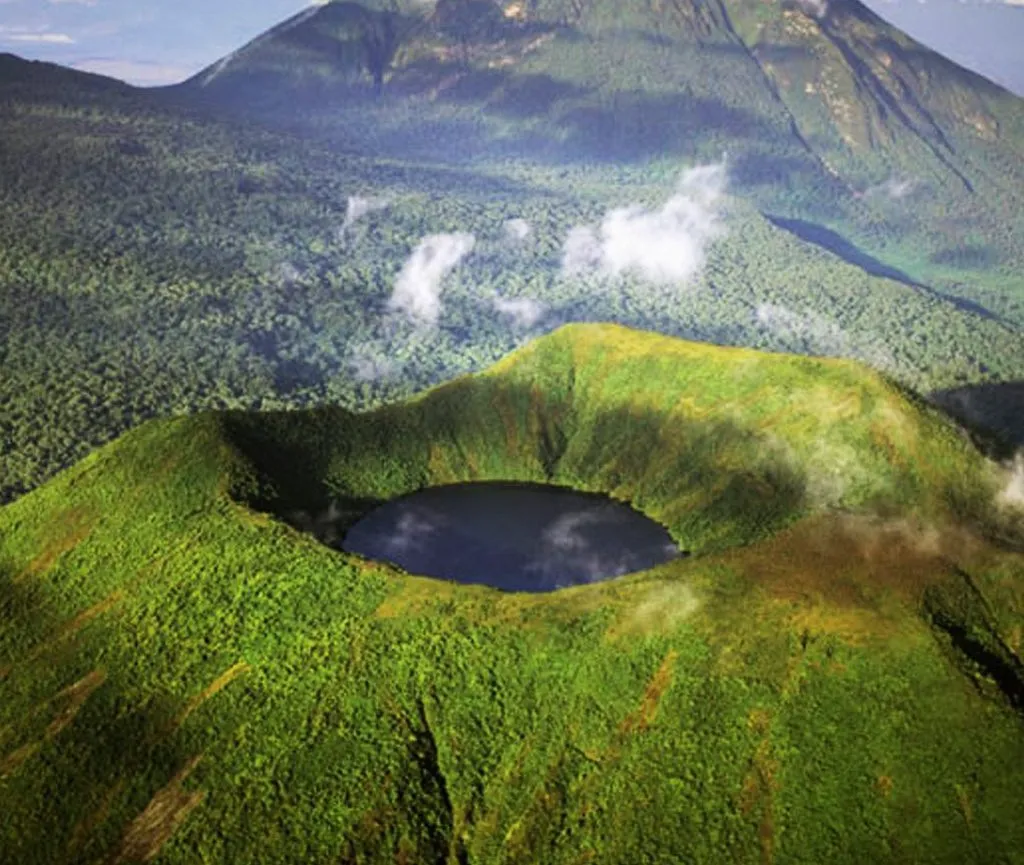 Mount Bisoke Hiking Experience